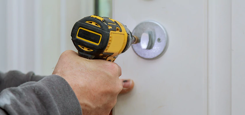Street Locksmith For Smart Lock Repair in Prunedale, CA