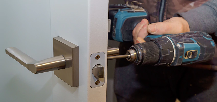 Broken Door Handle Lock Repair in Prunedale, California