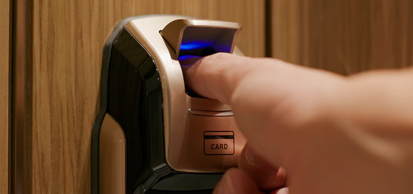 Locksmith Company For Window Lock Installation in Prunedale, California